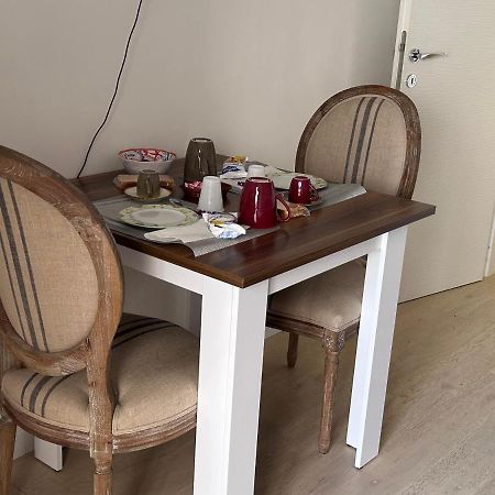 Delle Palme Rooms Elegante Monolocale In Centro Palermo Kültér fotó