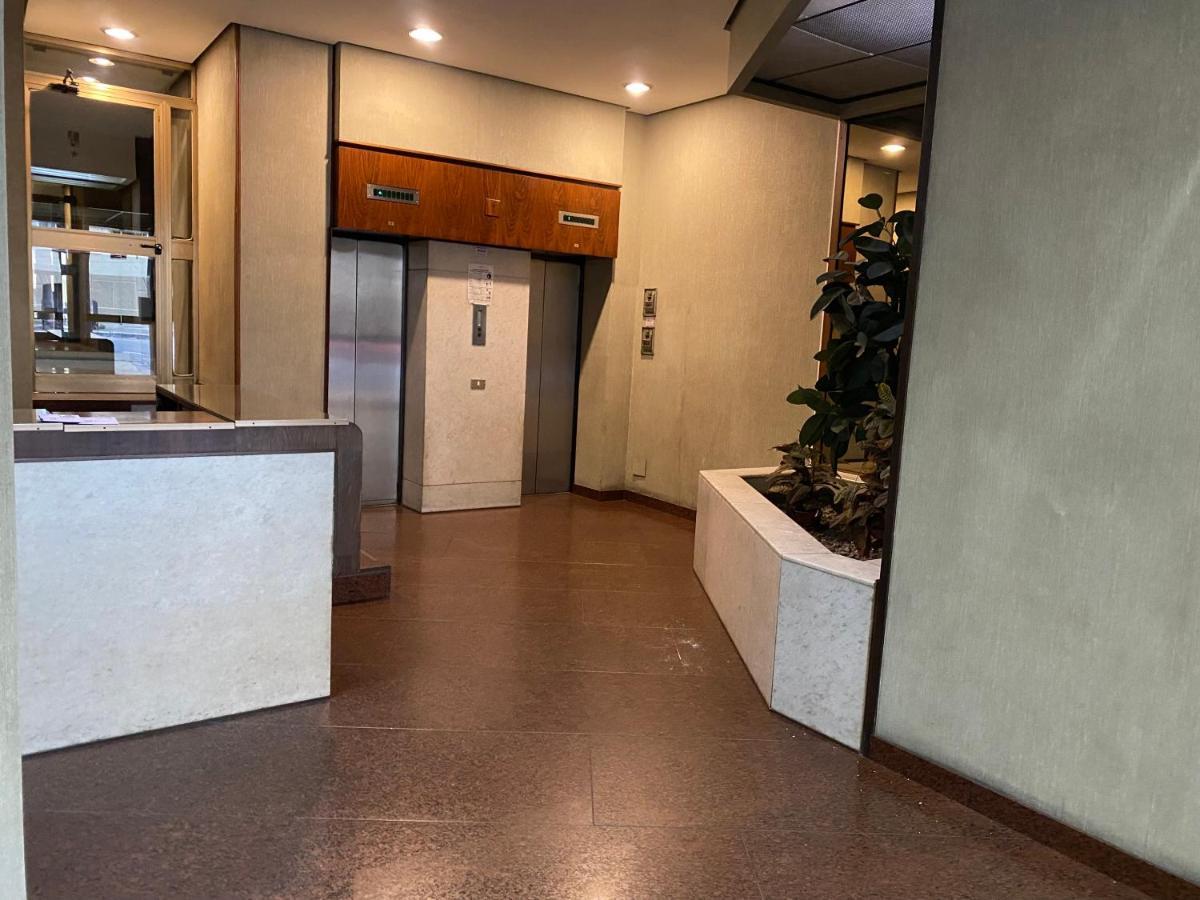 Delle Palme Rooms Elegante Monolocale In Centro Palermo Kültér fotó